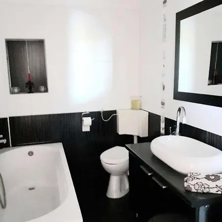 Apartman With Parking Space - 22490