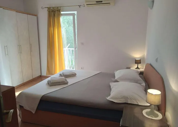 Apartment With Parking Space - 22490